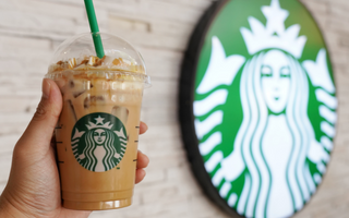 5 Low Carb & Keto-Friendly Drinks You Can Order At Starbucks